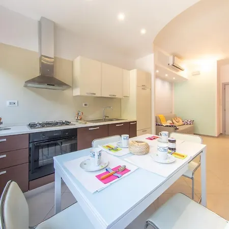 Azzurra Deluxe Myho Casa Giulianova
